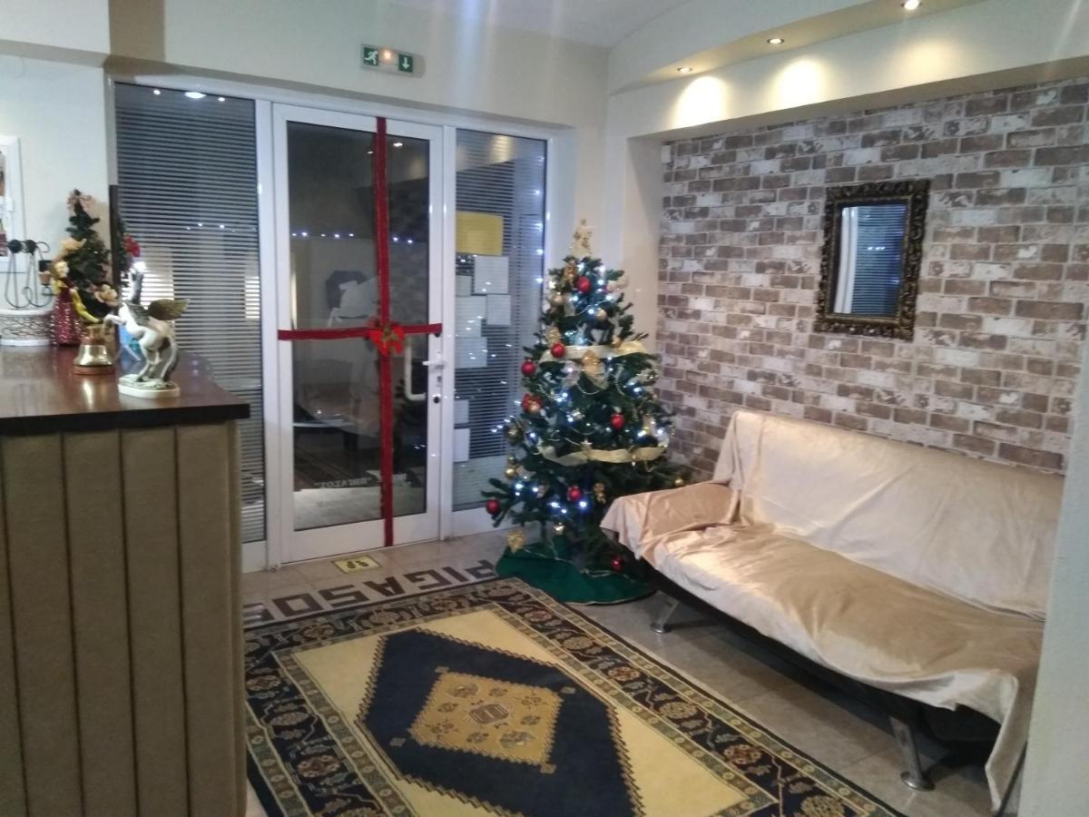Hotel Villa Pigasos Paralía Kültér fotó