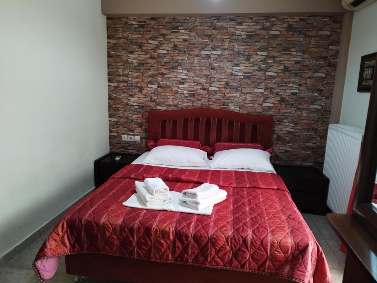 Hotel Villa Pigasos Paralía Kültér fotó