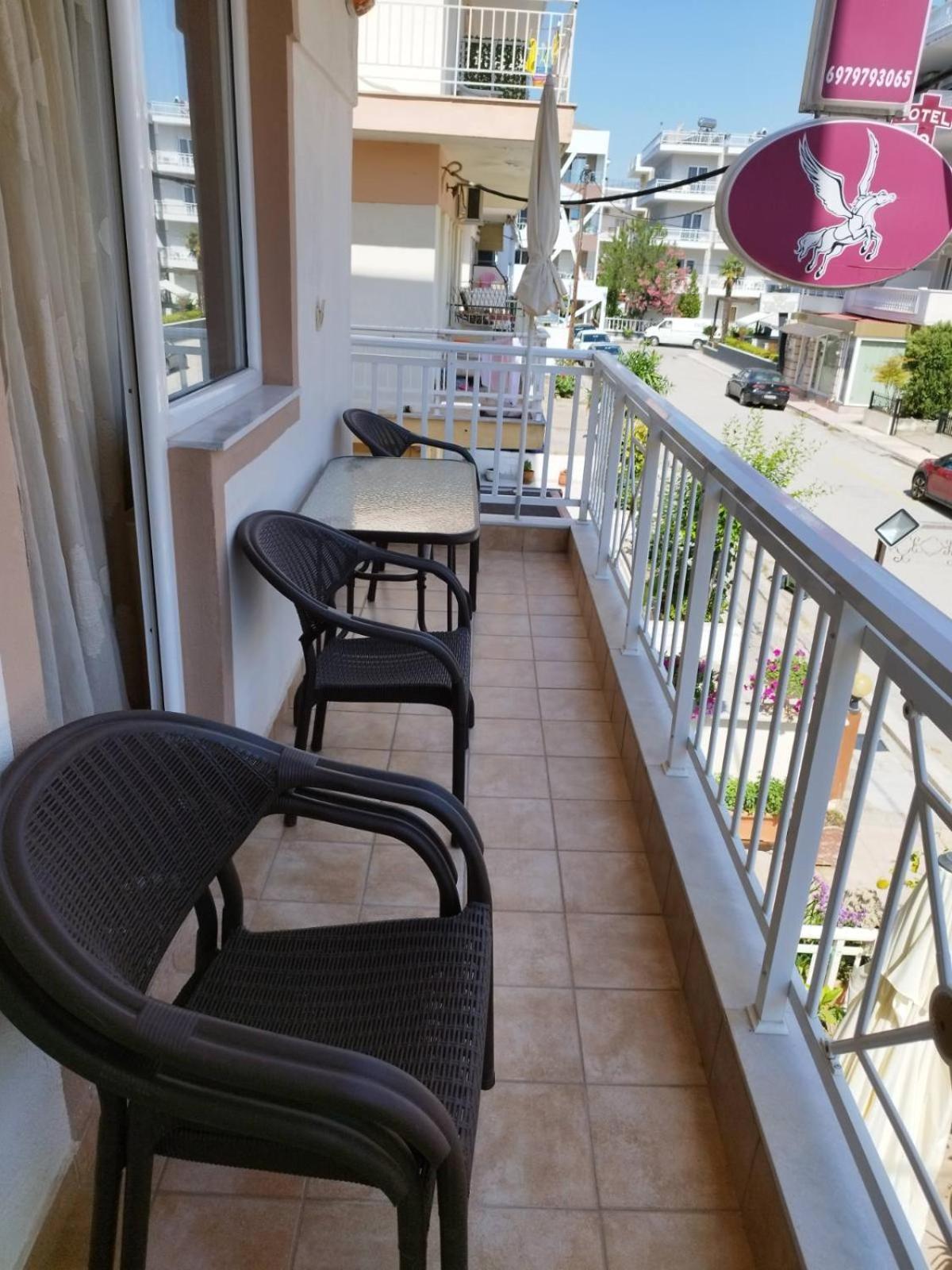 Hotel Villa Pigasos Paralía Kültér fotó