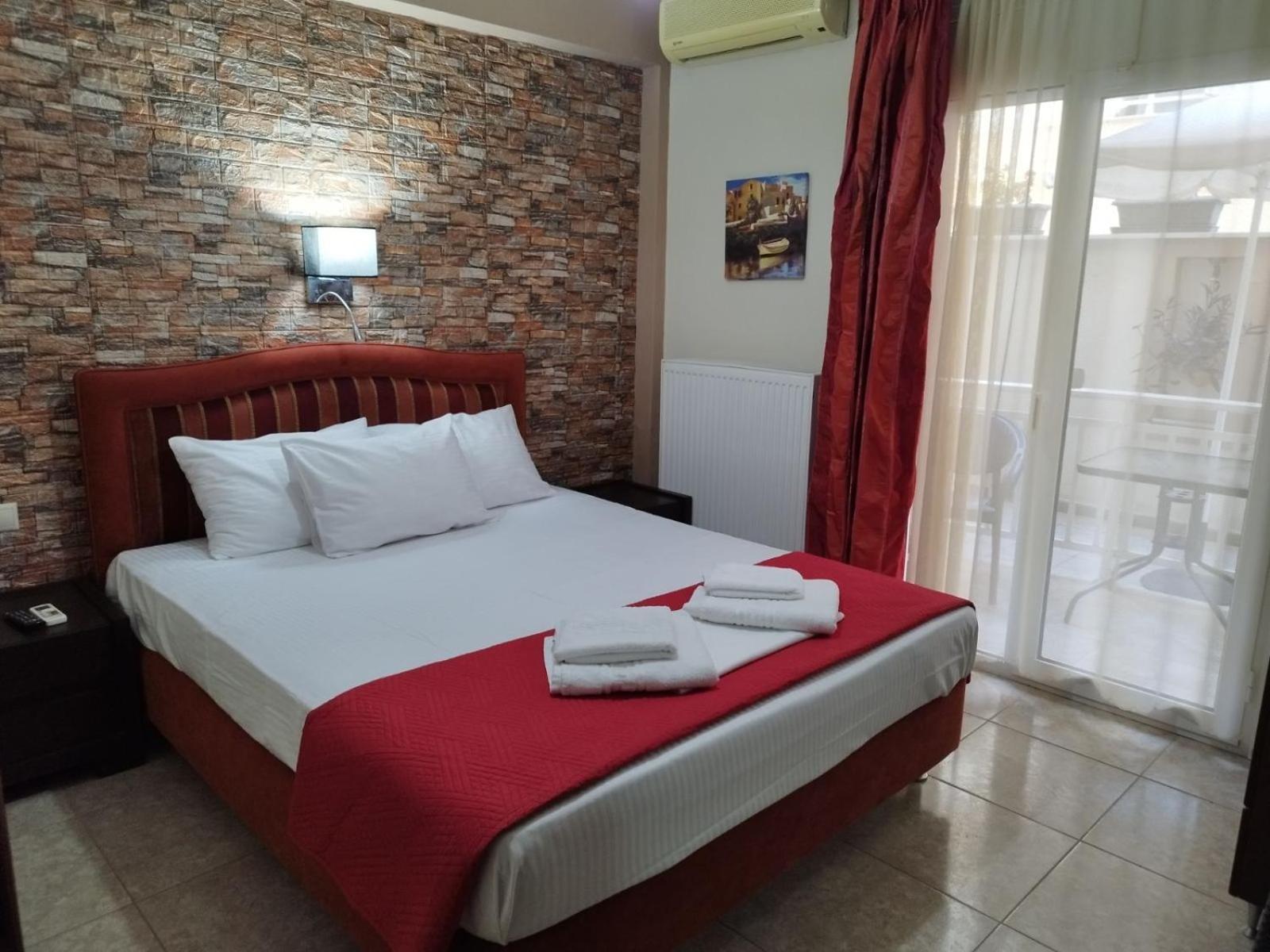 Hotel Villa Pigasos Paralía Kültér fotó