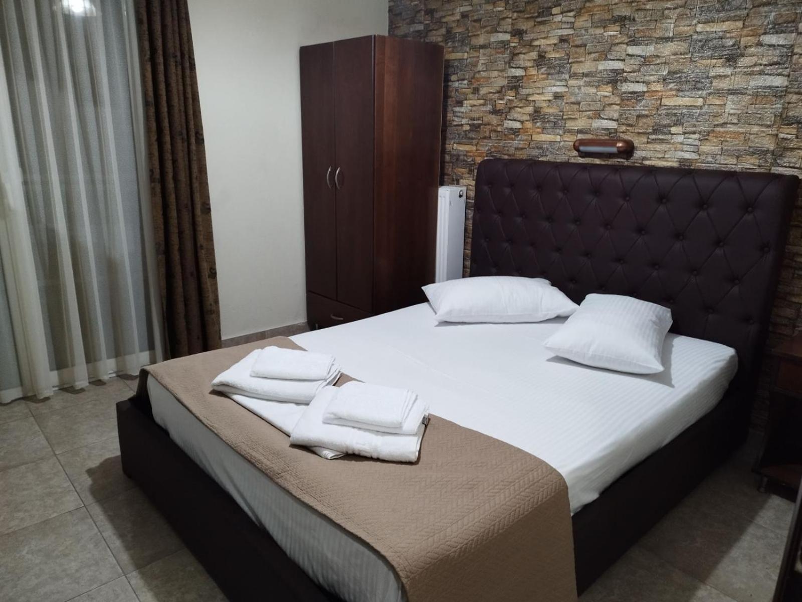 Hotel Villa Pigasos Paralía Kültér fotó