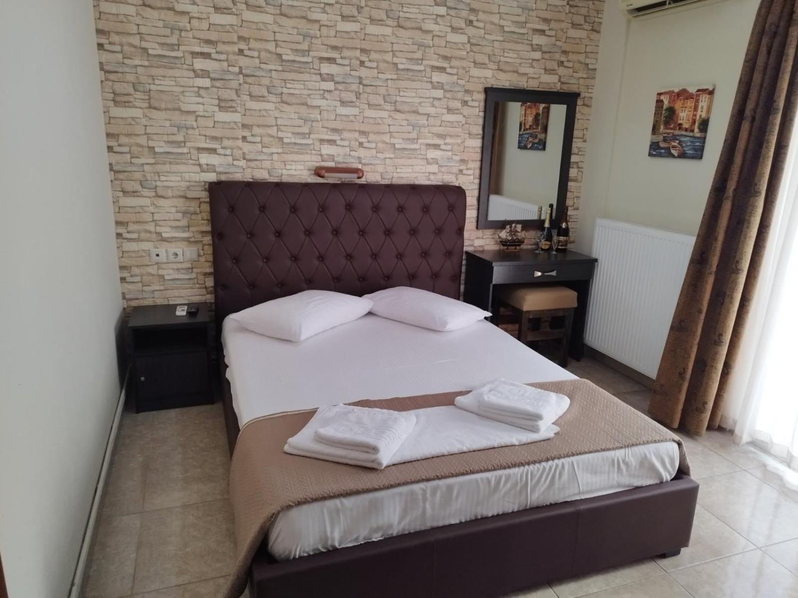 Hotel Villa Pigasos Paralía Kültér fotó