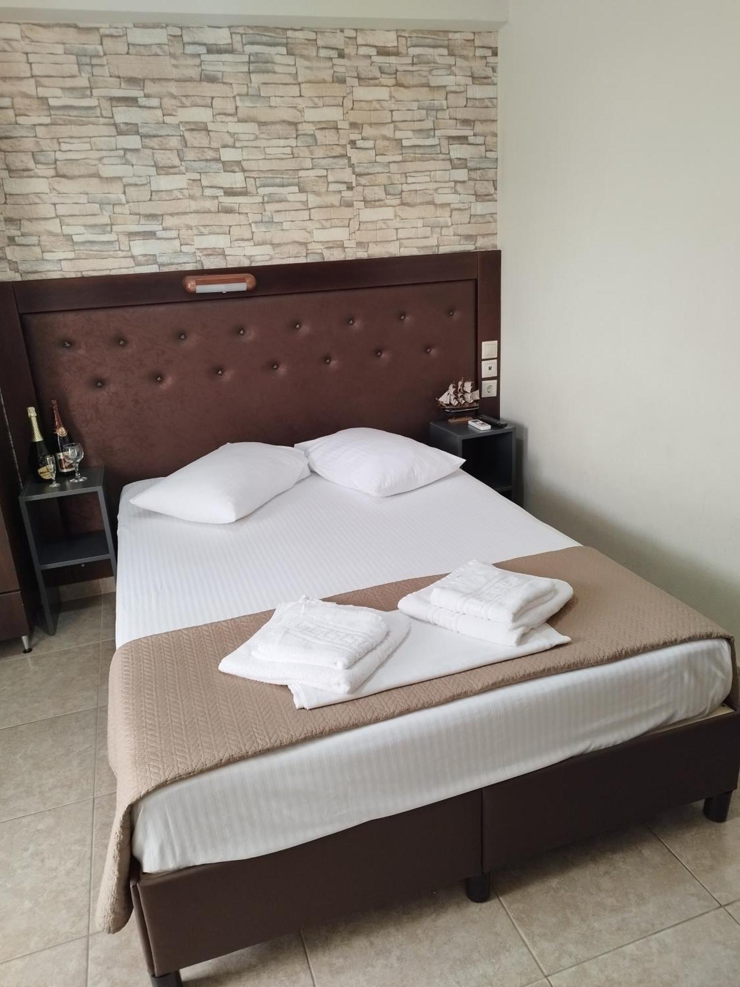 Hotel Villa Pigasos Paralía Kültér fotó