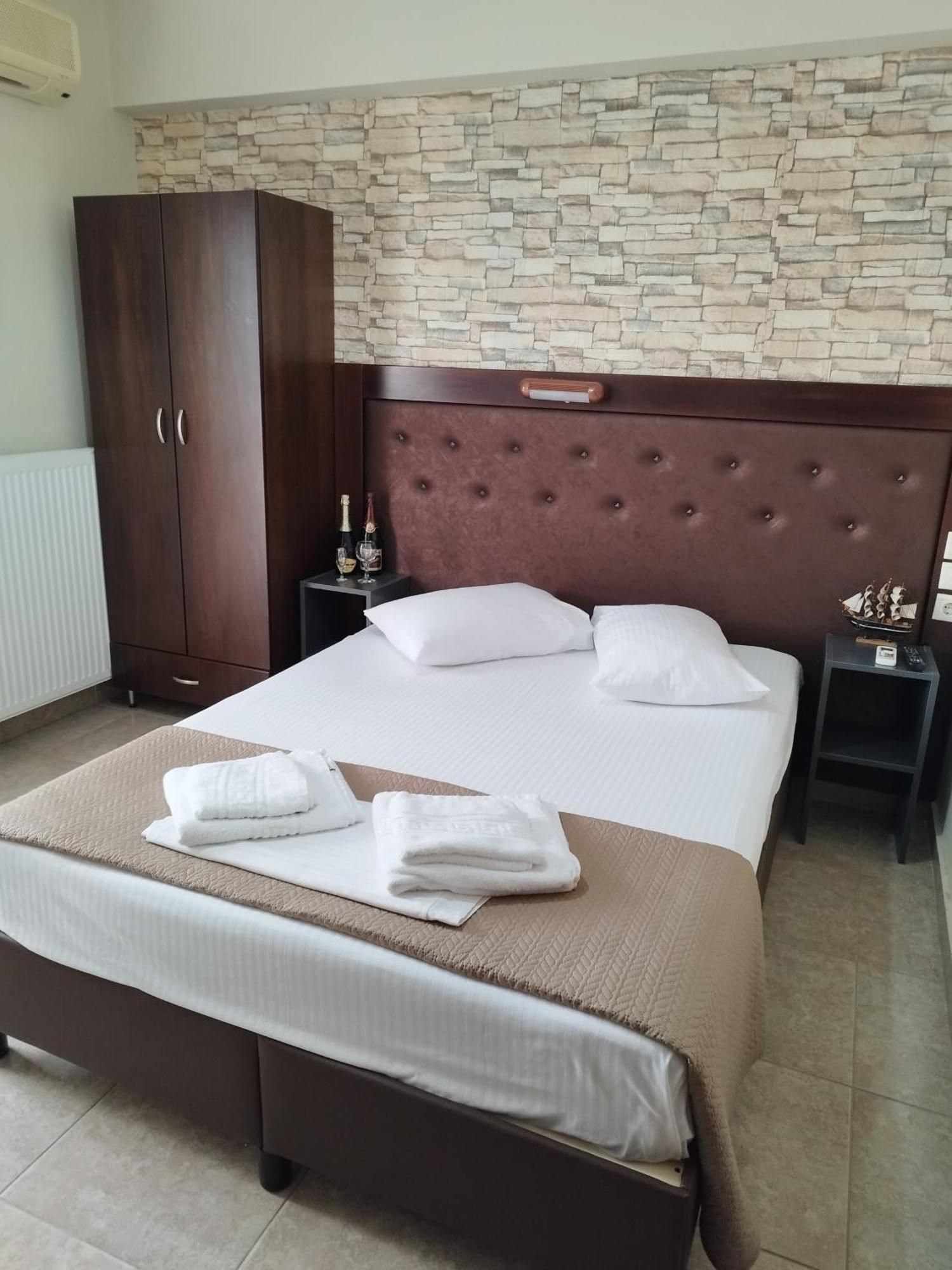 Hotel Villa Pigasos Paralía Kültér fotó